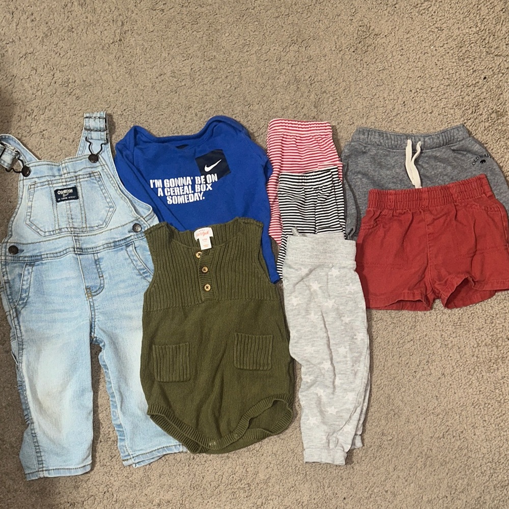 Assorted 6-9 baby clothes